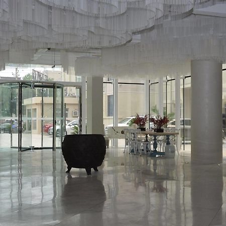 Beijing Springs Valley Hotel Buitenkant foto