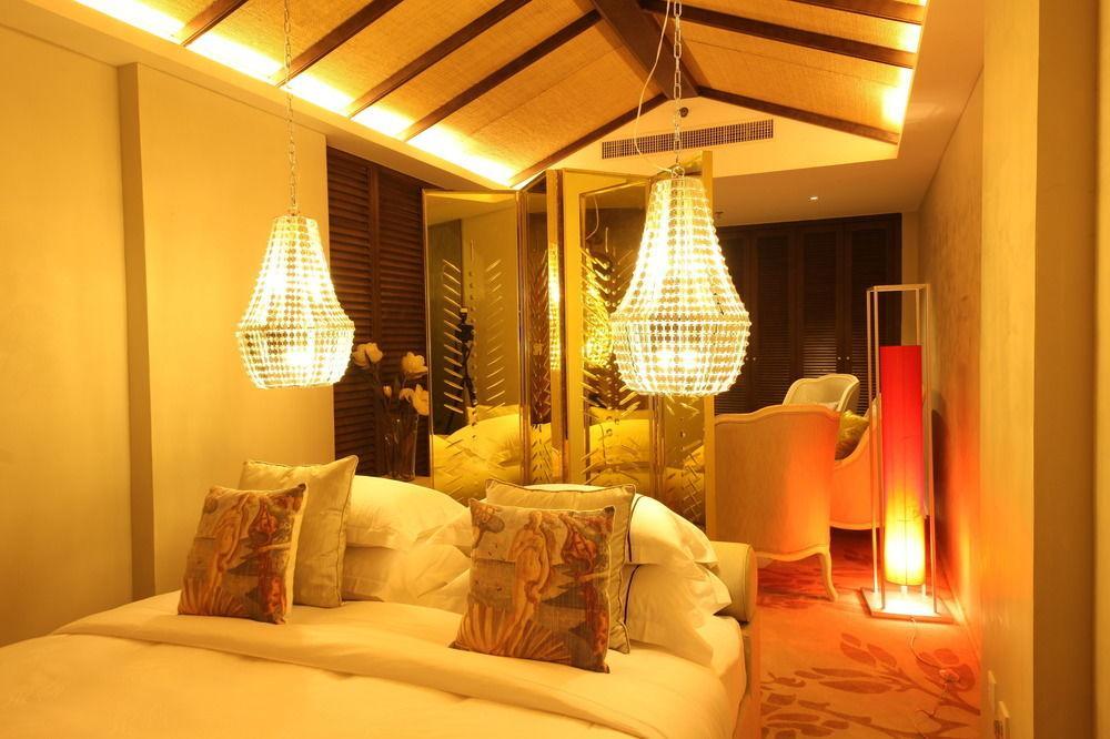 Beijing Springs Valley Hotel Buitenkant foto
