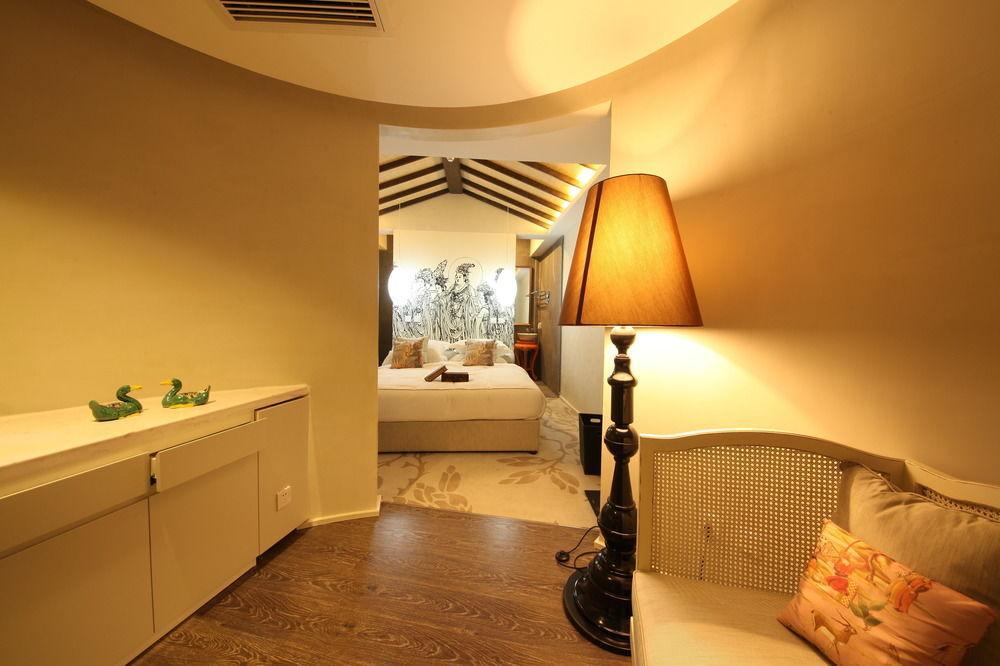 Beijing Springs Valley Hotel Buitenkant foto
